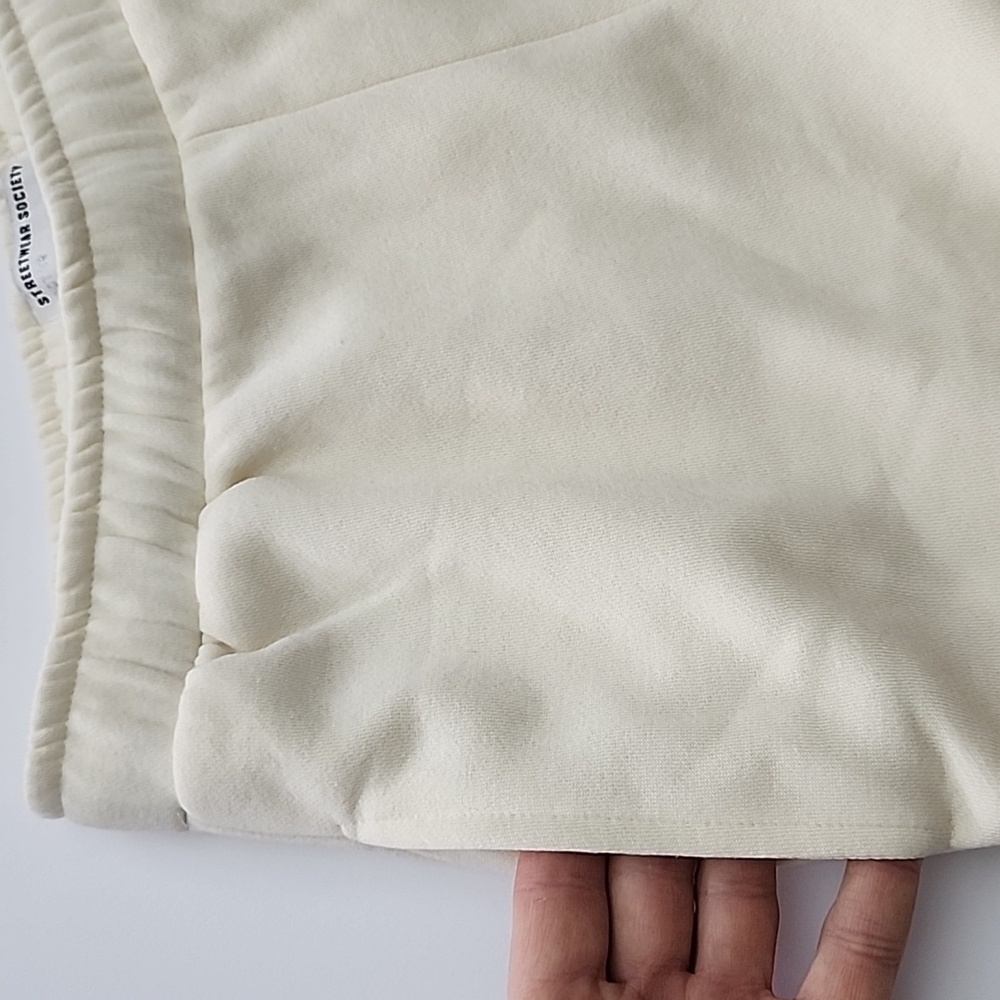 Streetwear Society Active Women's Cream Shorts Fleece Lined Stretch Pockets M - Picture 3 of 12